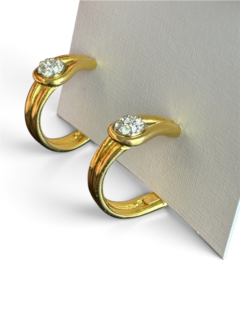 Vintage Trifari Clip On Earrings